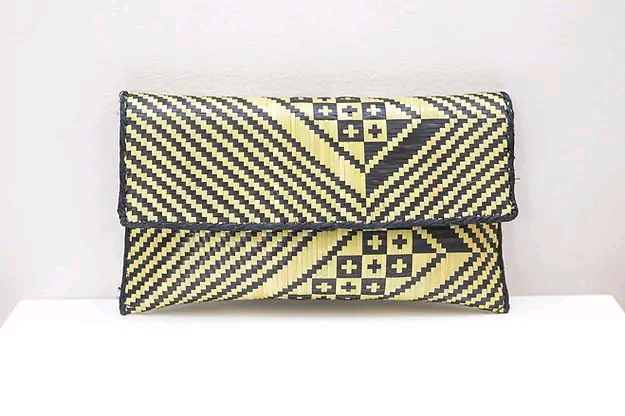 Pochettes & Clutchs